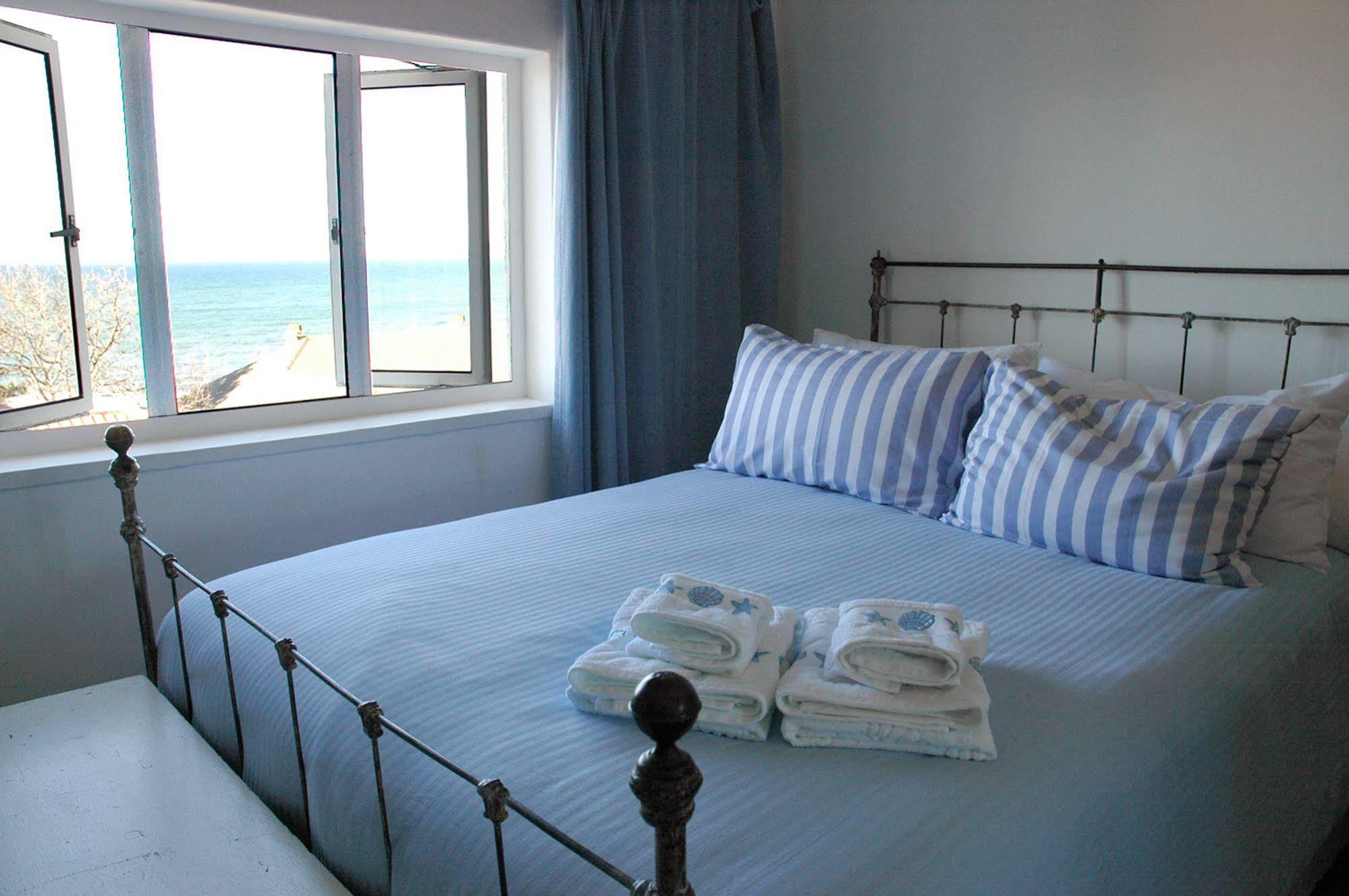 Blue On Blue Bed&Breakfast St James Exterior foto