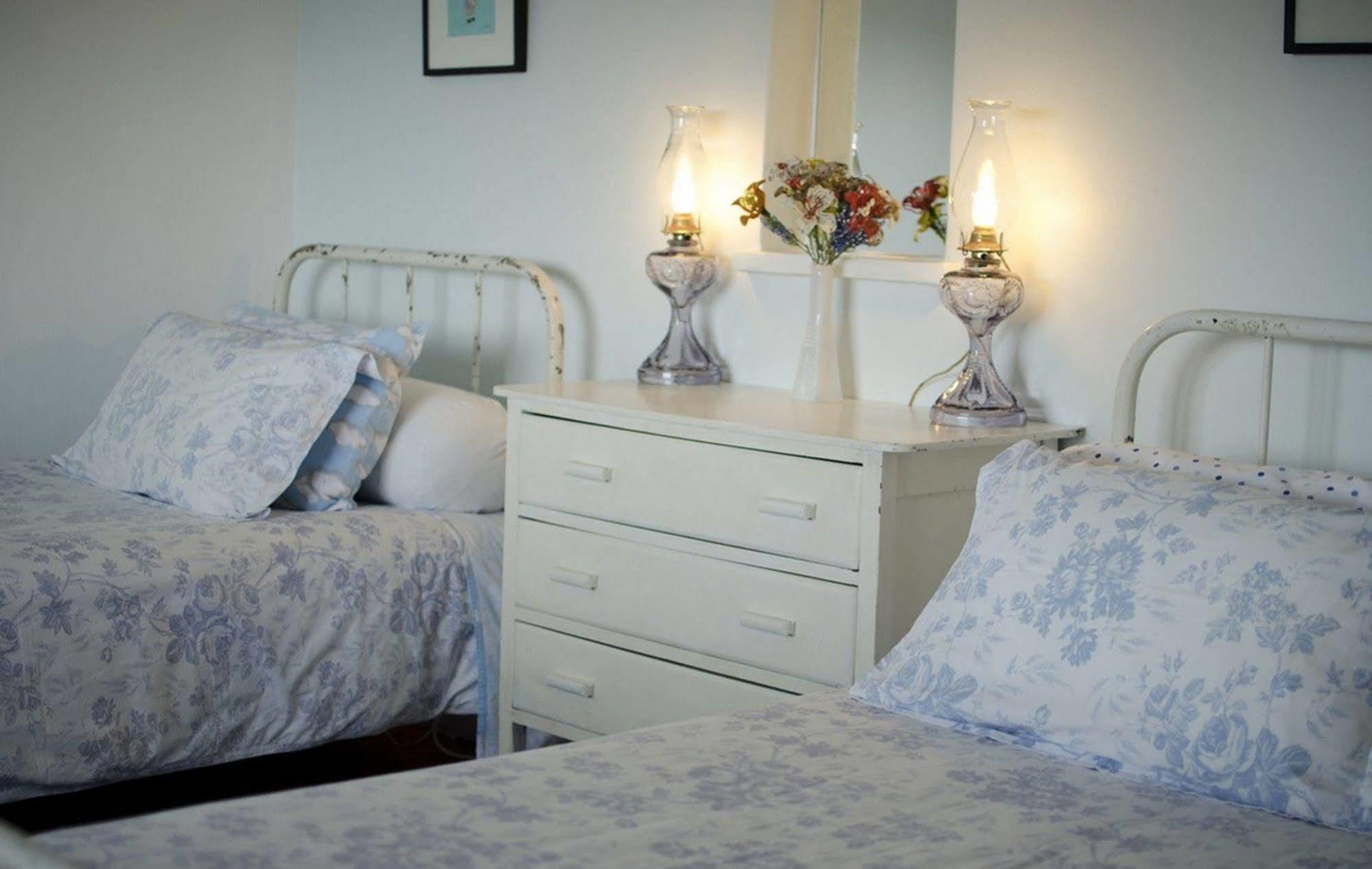 Blue On Blue Bed&Breakfast St James Exterior foto